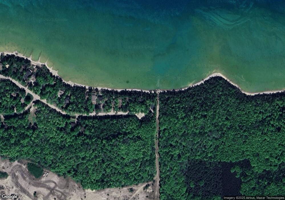 6015 9 Mile Point Dr, Charlevoix, MI 49720 - photo 1