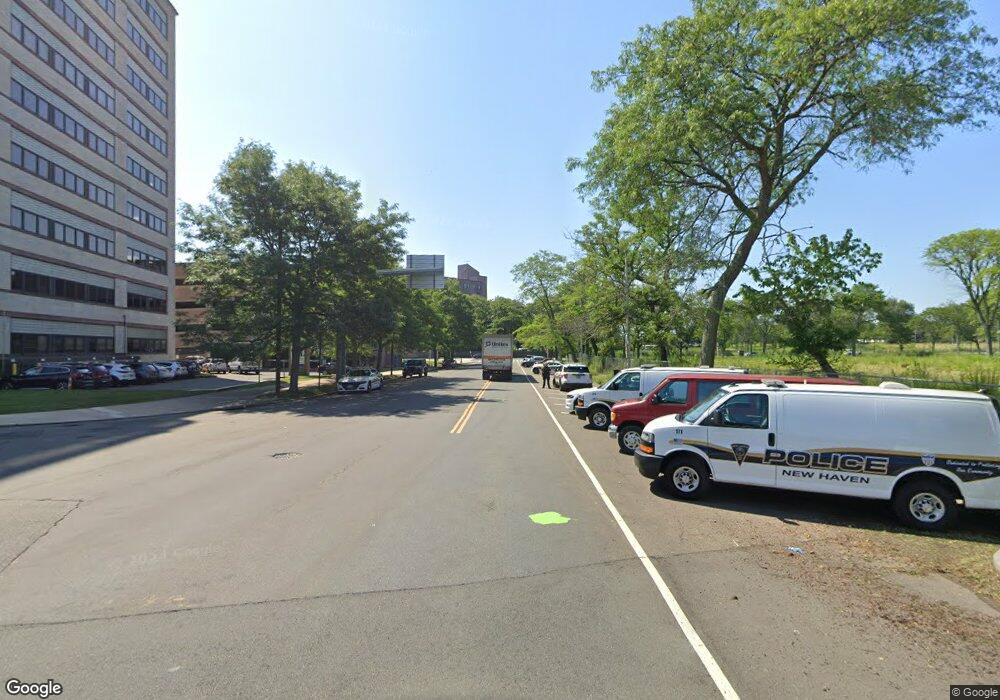 1020 Orange Ave, New Haven, CT 06519 - photo 1