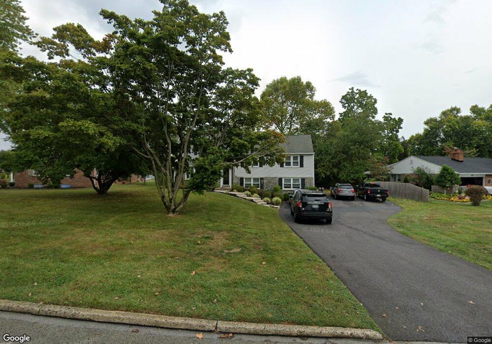 203 Robbins Ln, Newtown Square, PA 19073 - photo 1