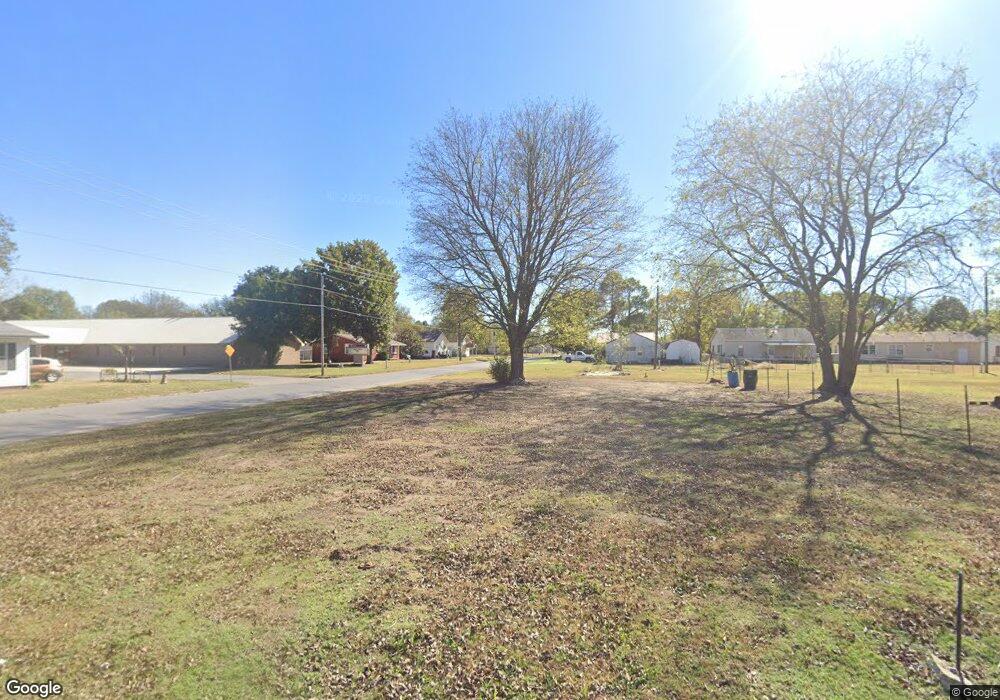 800 W 11th St, Okmulgee, OK 74447 - photo 1
