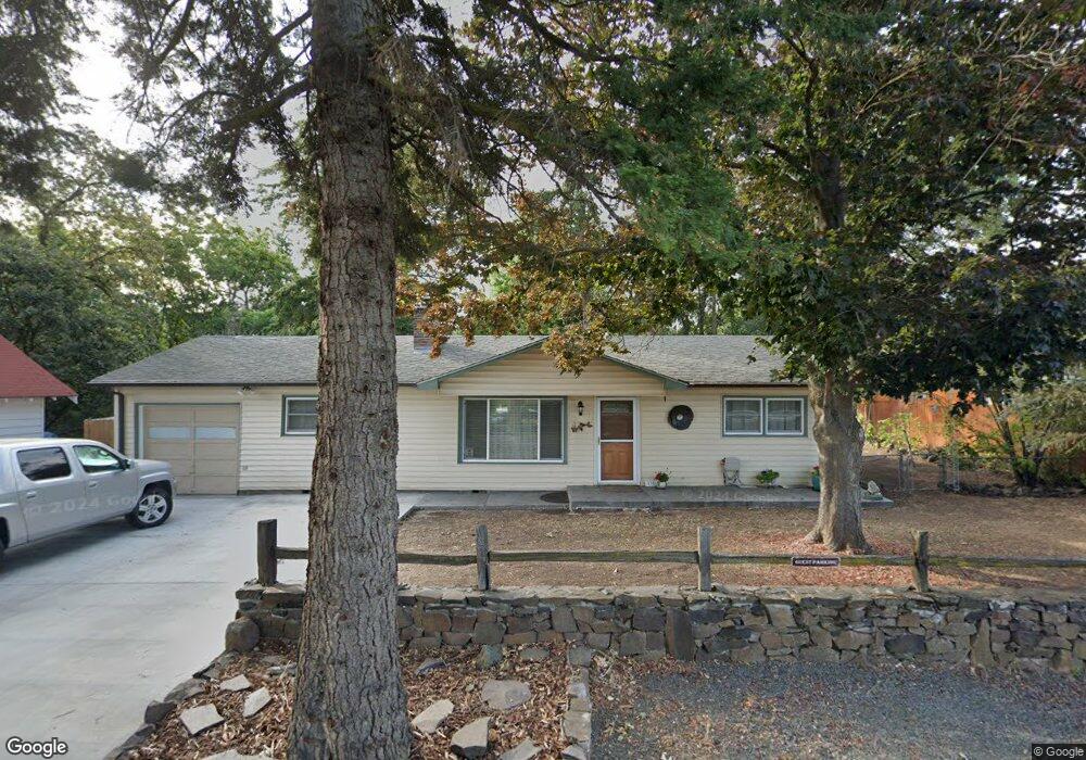 1306 E 18th St, the Dalles, OR 97058 - photo 1