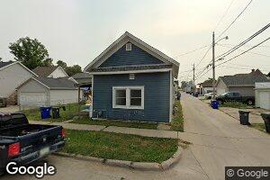 717 8th St NW, Cedar Rapids, IA 52405