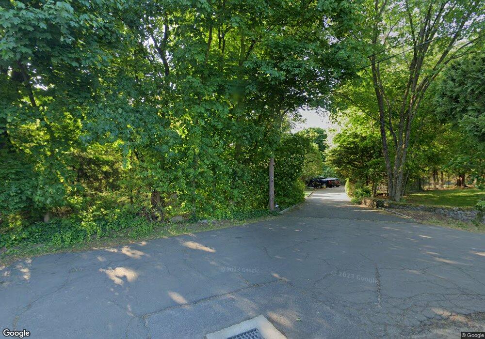 52 Koger Rd, Trumbull, CT 06611 - photo 1