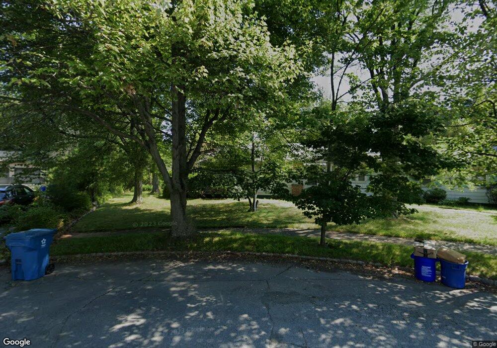 315 Acorn Dr, Bridgewater, NJ 08807 - photo 1