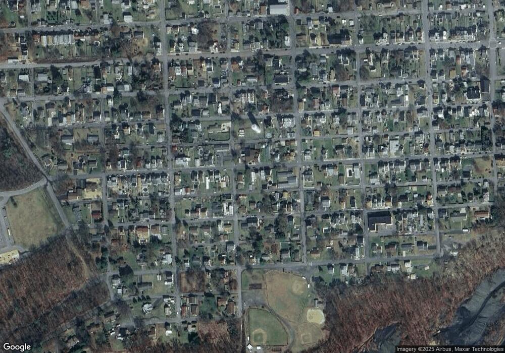 1336 W Montgomery St, Coal Township, PA 17866 - photo 1