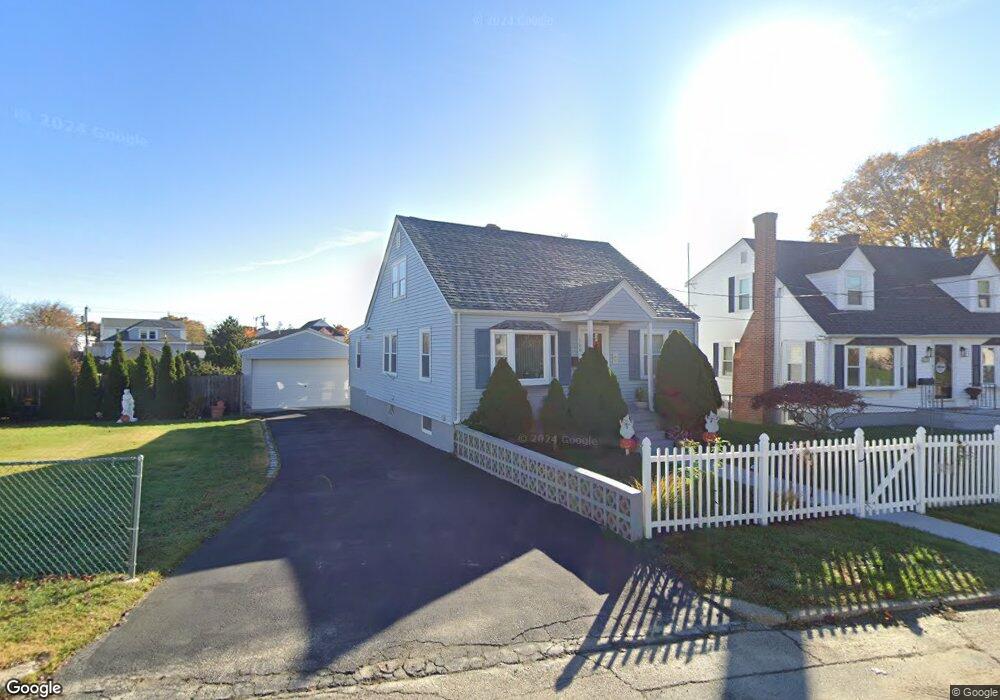100 Oneida St, Pawtucket, RI 02860 - photo 1