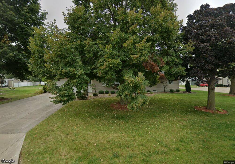 213 W Cummings St, Wayland, IA 52654 - photo 1