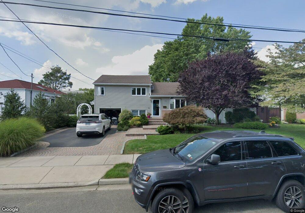 331 N Virginia Ave, Massapequa, NY 11758 - photo 1