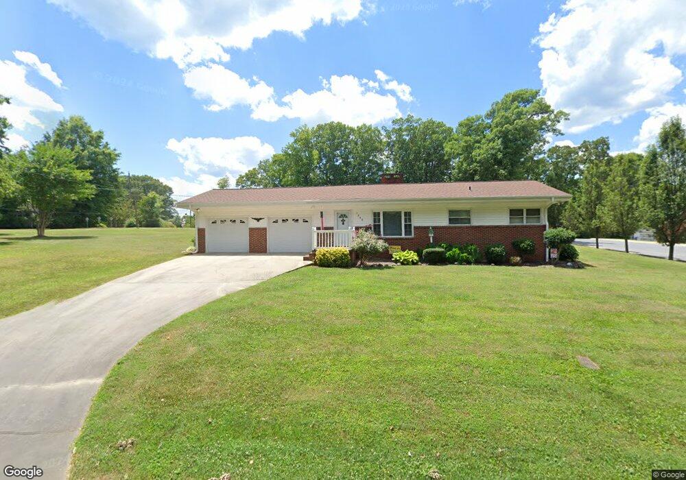 1840 Brook Dr, Asheboro, NC 27205 - photo 1