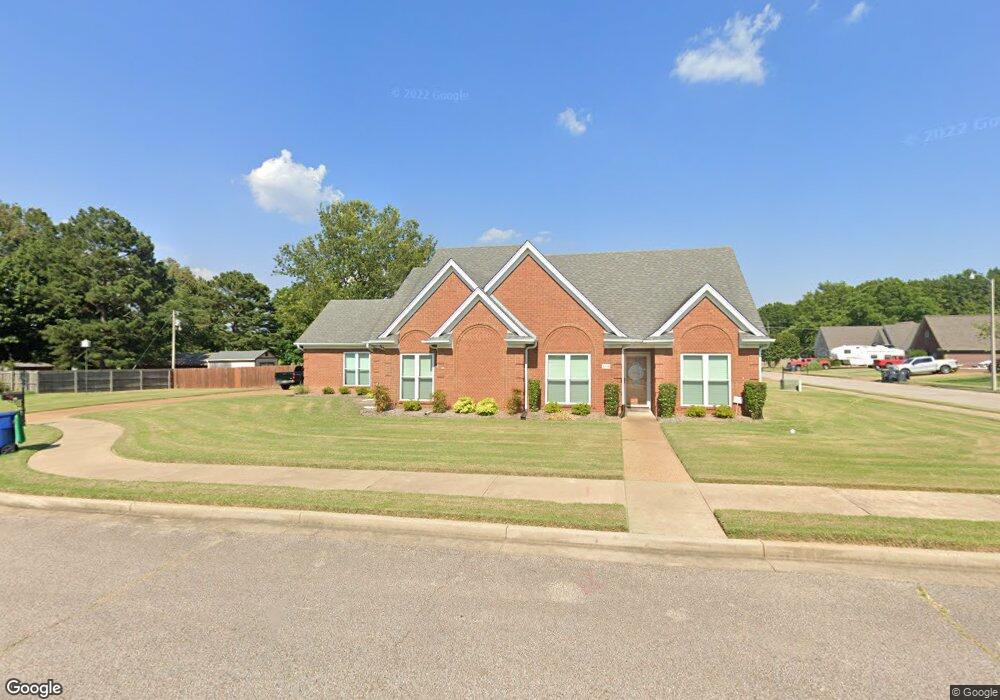 1534 Saddlebrook W, Hernando, MS 38632 - photo 1