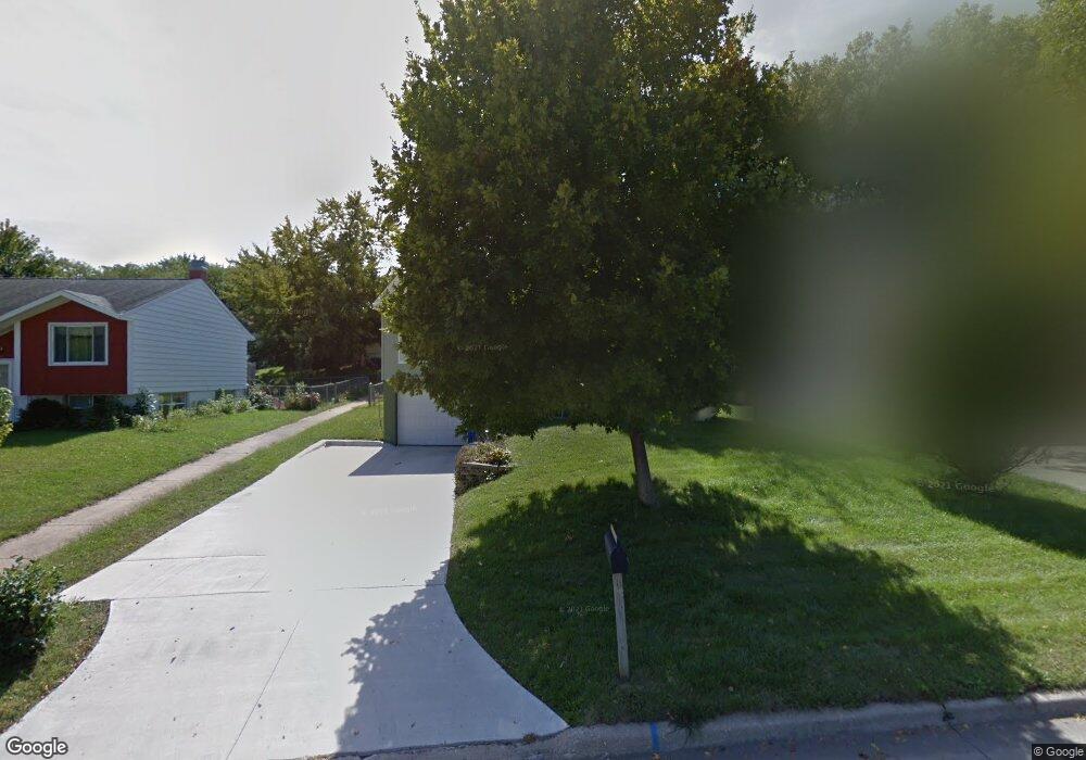 3203 29th Ave SW, Cedar Rapids, IA 52404 - photo 1