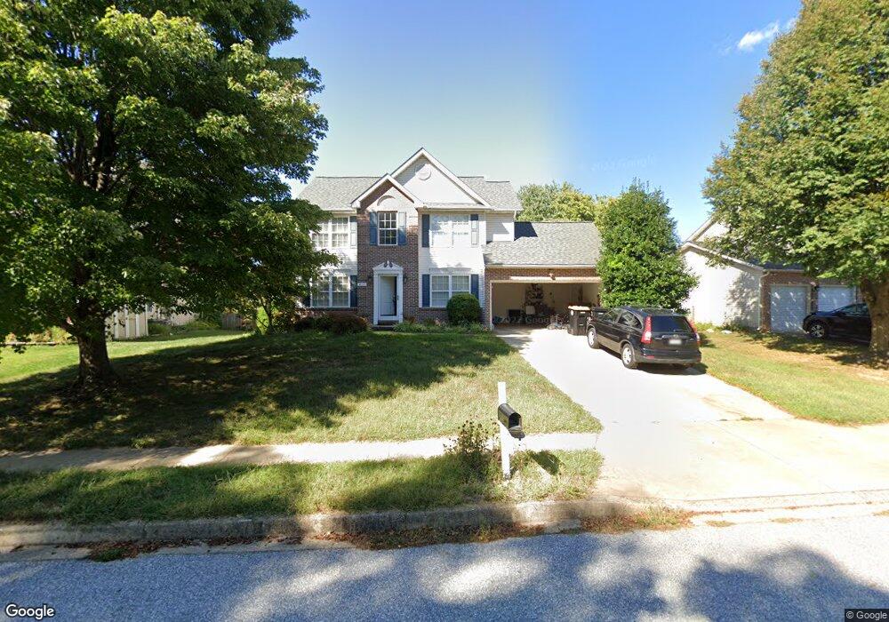 417 Hawkridge Ln, Sykesville, MD 21784 - photo 1