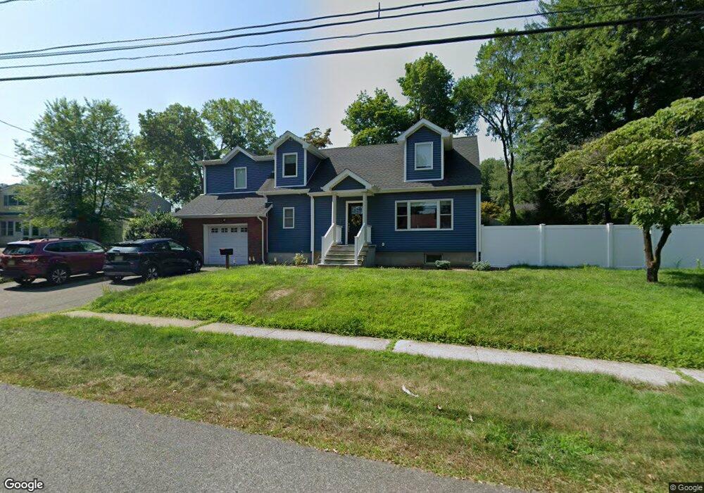 7 Lindbergh Pkwy, Waldwick, NJ 07463 - photo 1