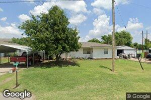 716 W Moore Ave, Cyril, OK 73029