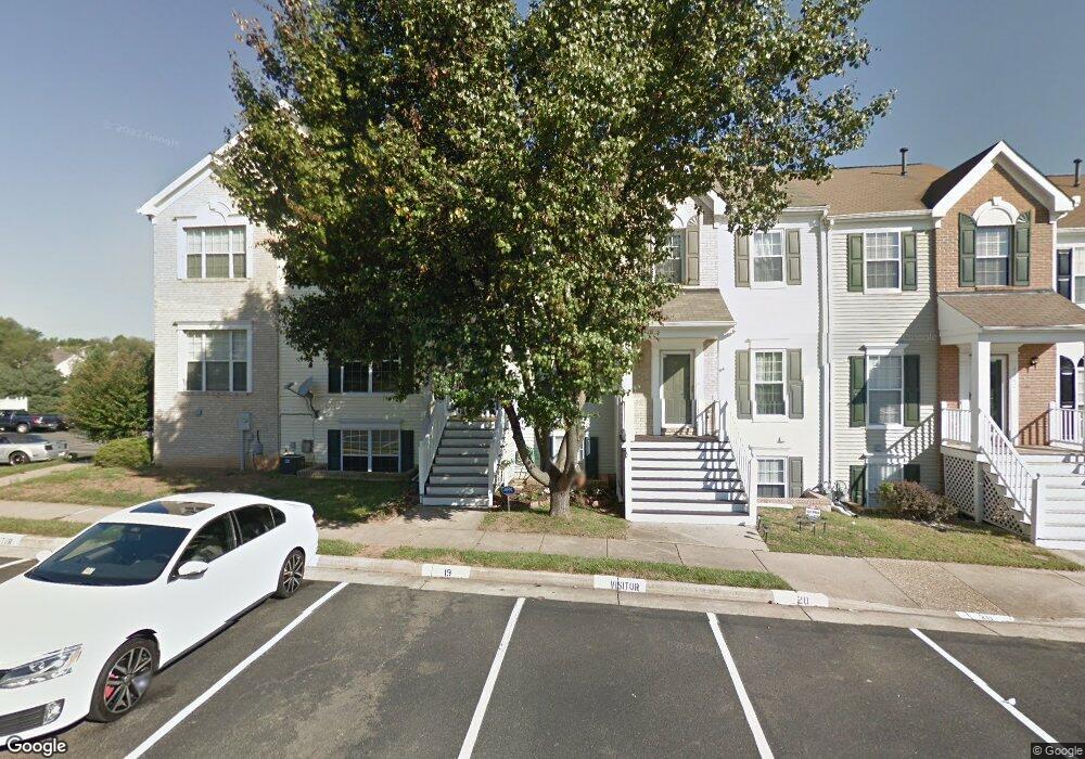 4966 Marshlake Ln, Dumfries, VA 22025 - photo 1