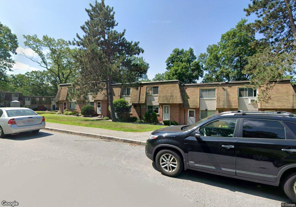 645 Robbins Ave unit 50  645, Dracut, MA 01826 - photo 1