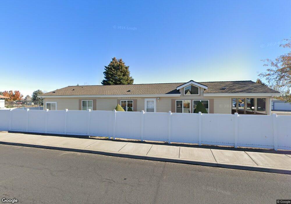 1965 NE 6th St, Redmond, OR 97756 - photo 1