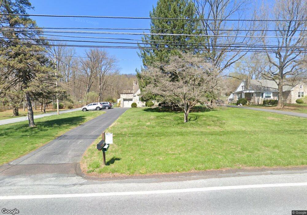 5028 Oley Turnpike Rd, Reading, PA 19606 - photo 1