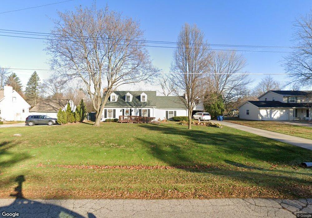 1020 Fenton Hills Dr, Flint, MI 48507 - photo 1