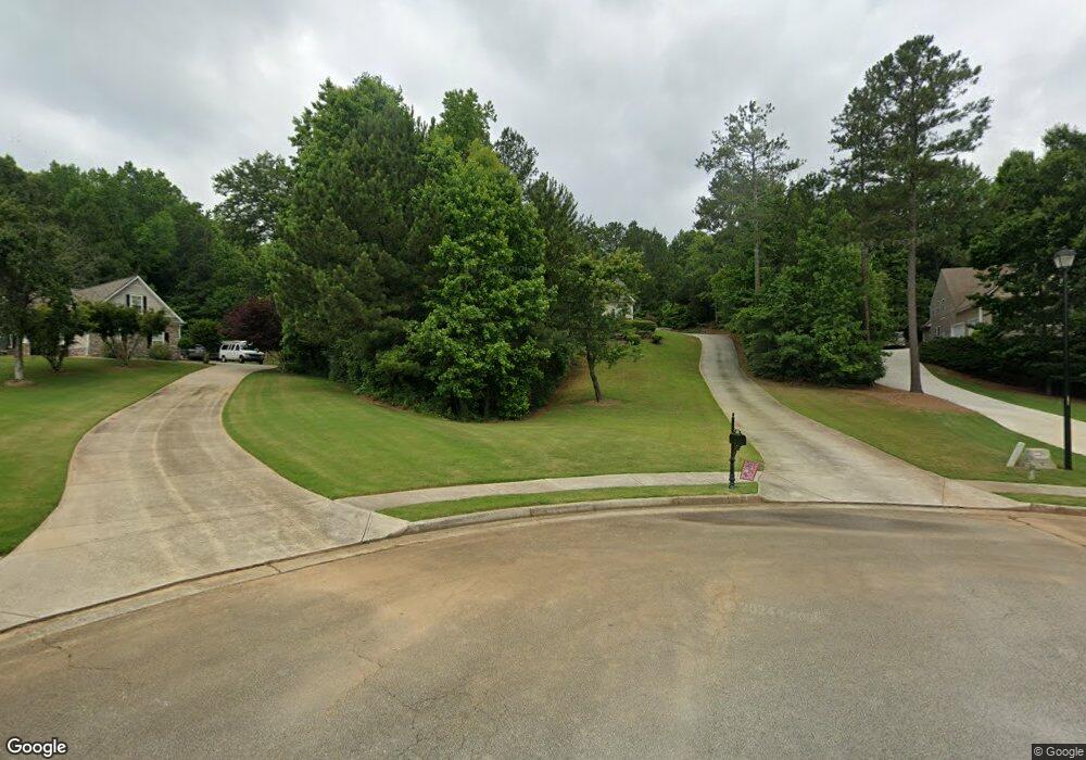 5531 Squirrel Nest Ct, Flowery Branch, GA 30542 - photo 1