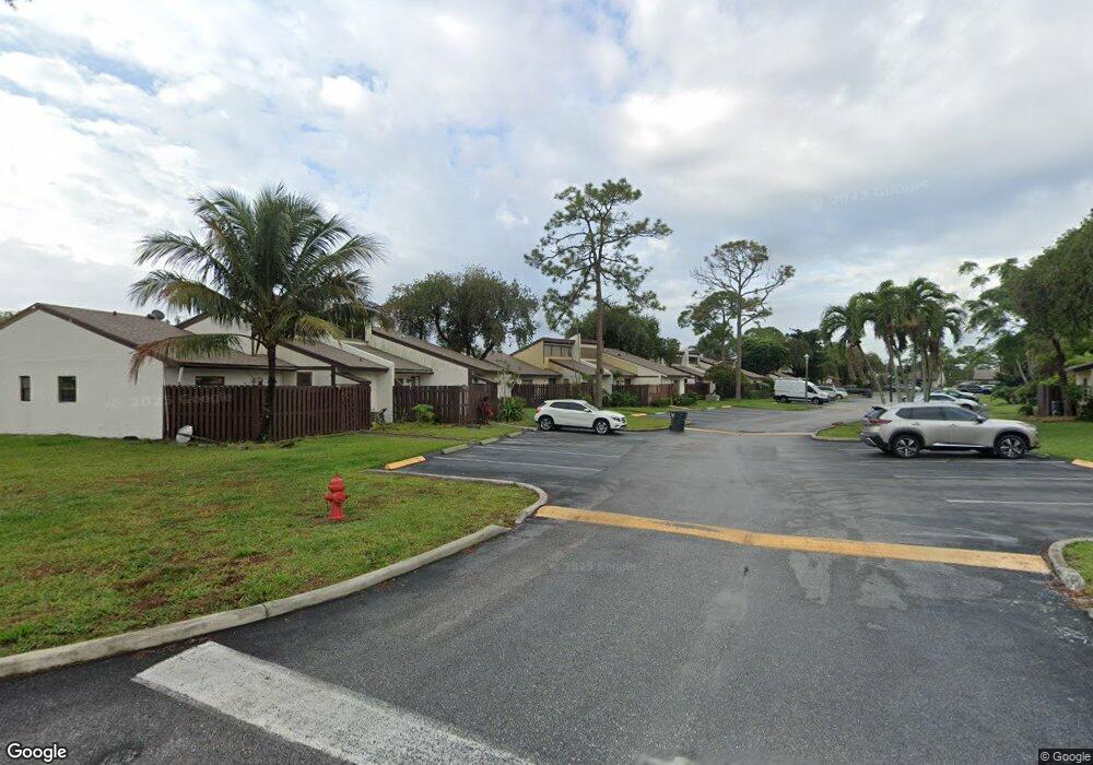 1911 Abbey Rd unit 29B, West Palm Beach, FL 33415 - photo 1