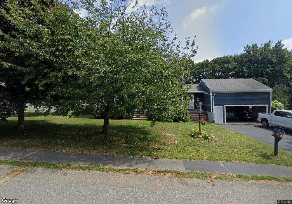 134 Essex Heights Dr, Weymouth, MA 02188 - photo 1