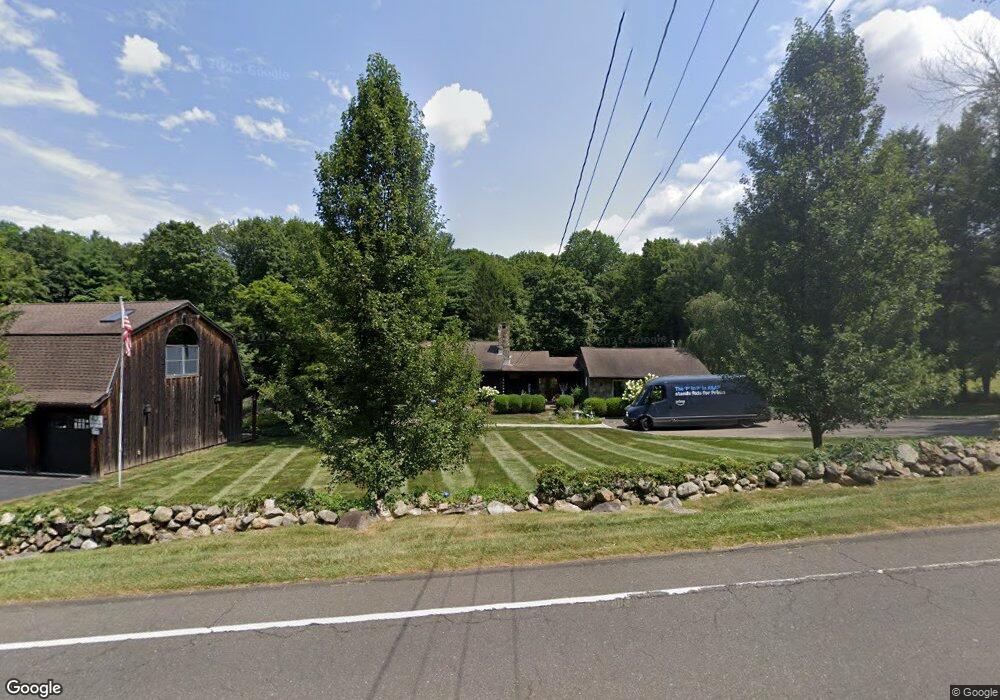 594 N Salem Rd, Ridgefield, CT 06877 - photo 1