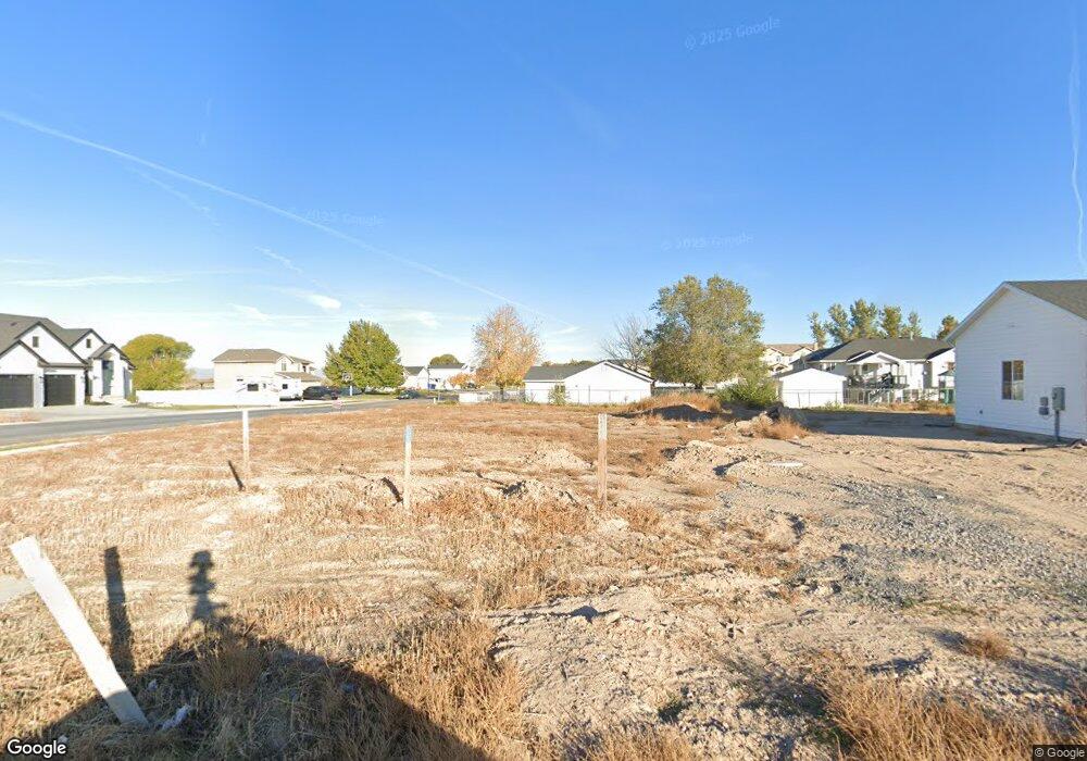 4914 W 50 S, Clearfield, UT 84015 - photo 1