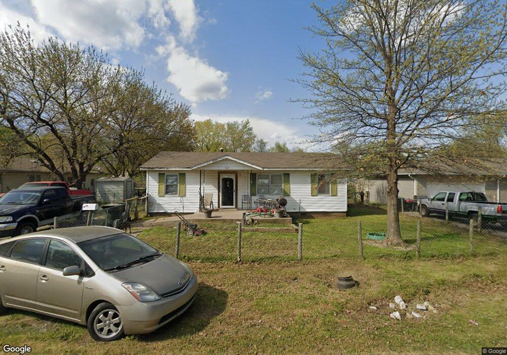 207 E Beech St, Skiatook, OK 74070 - photo 1