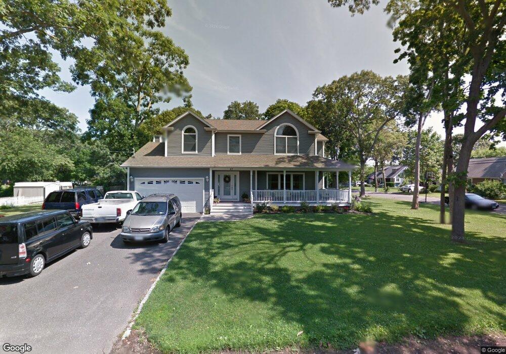 47 2nd St, Bayport, NY 11705 - photo 1