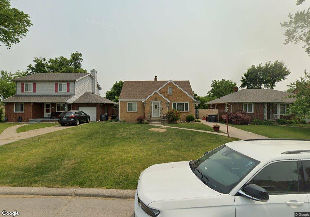 4462 Helmond Ct, Toledo, OH 43611 - photo 1