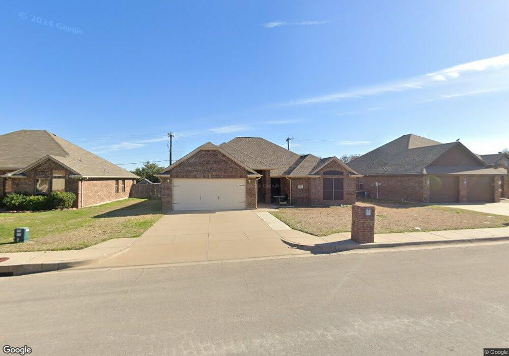 412 Lockwood Ln, Weatherford, TX 76087 - photo 1