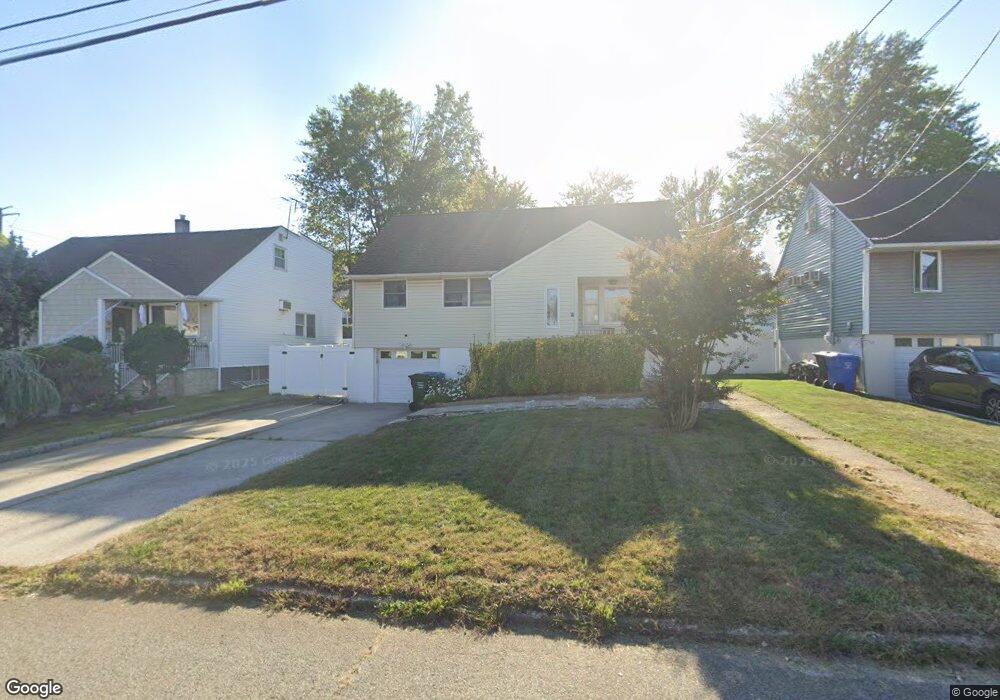 21 Maryknoll Rd, Metuchen, NJ 08840 - photo 1