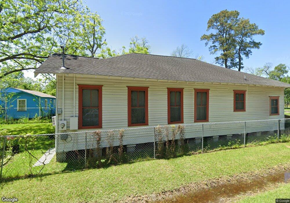 5835 Gaston St, Houston, TX 77016 - photo 1