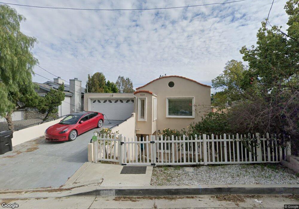 5260 Campo Rd, Woodland Hills, CA 91364 - photo 1