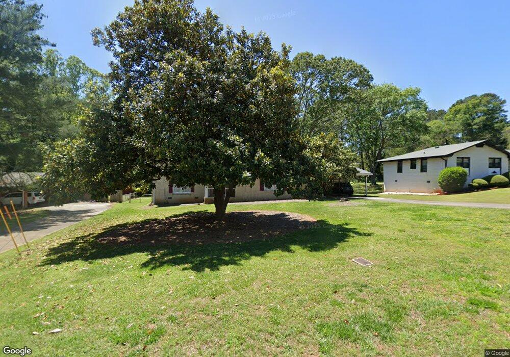 5484 Laurel Ln NW unit 3, Lilburn, GA 30047 - photo 1