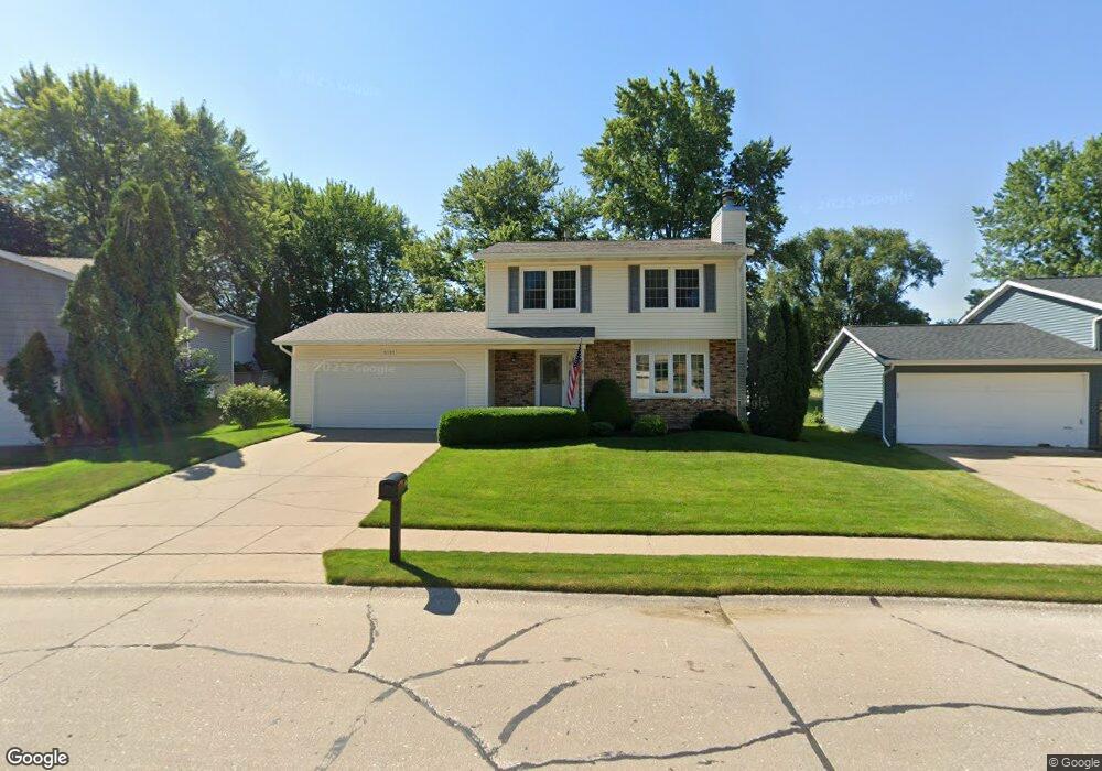2029 E Rusholme St, Davenport, IA 52803 - photo 1