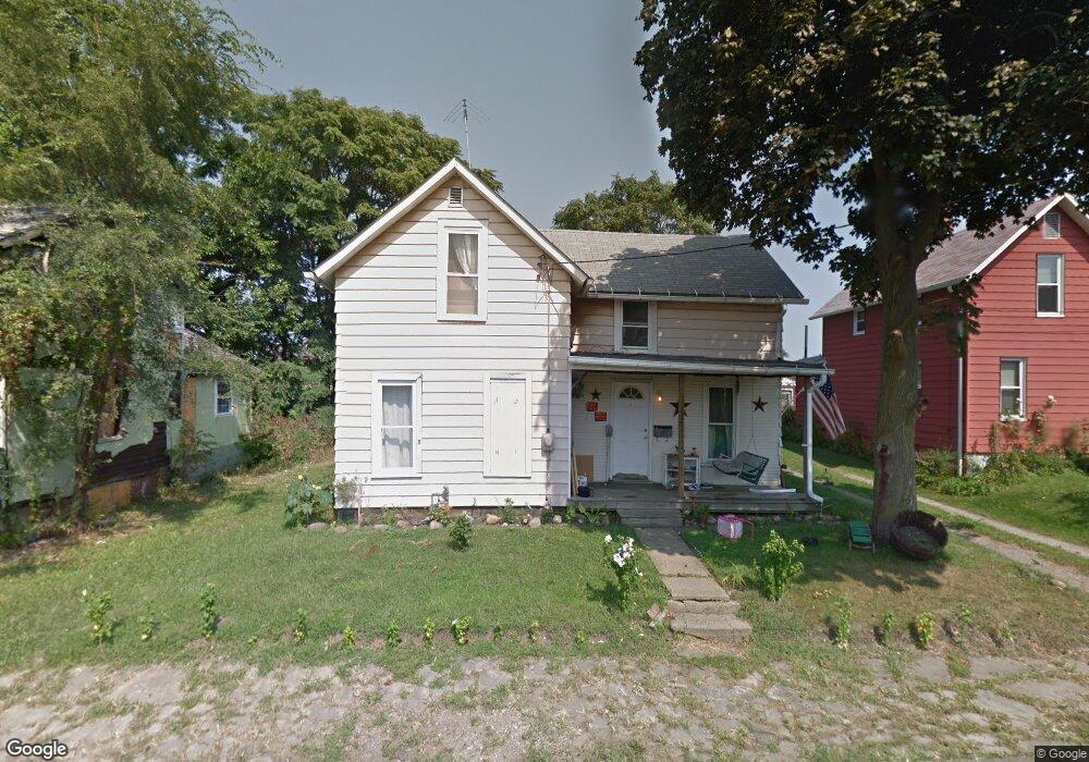 1721 Bank Place SW, Canton, OH 44706 - photo 1