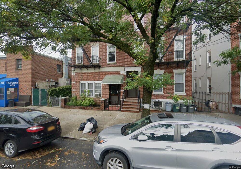 2272 42nd St, Long Island City, NY 11105 - photo 1