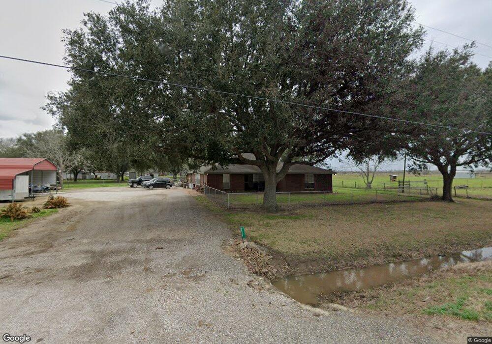 7014 Meadowgreen Ln, Needville, TX 77461 - photo 1