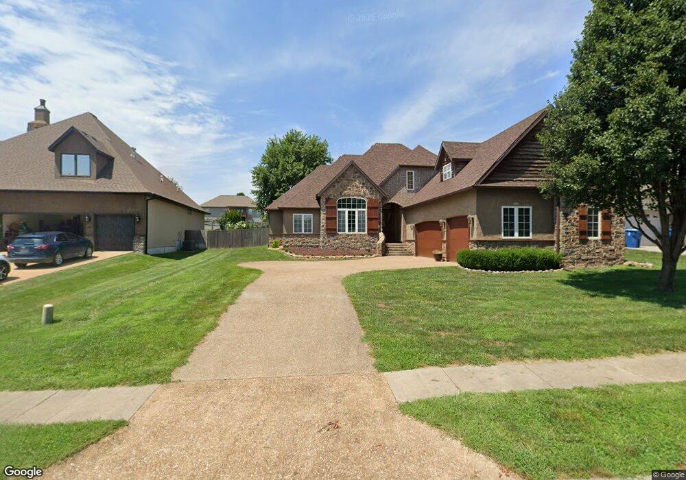 605 N Montclair Way, Nixa, MO 65714 - photo 1