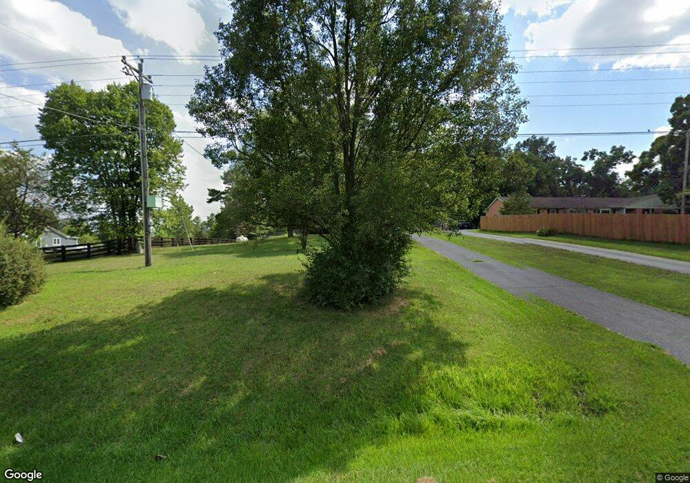 367 Hermitage Rd, Staunton, VA 24401 - photo 1