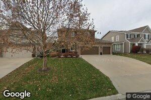 919 Drum Dr, Lawrence, KS 66049