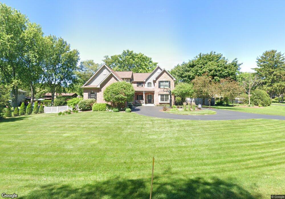 10S226 Alan Rd, Naperville, IL 60564 - photo 1