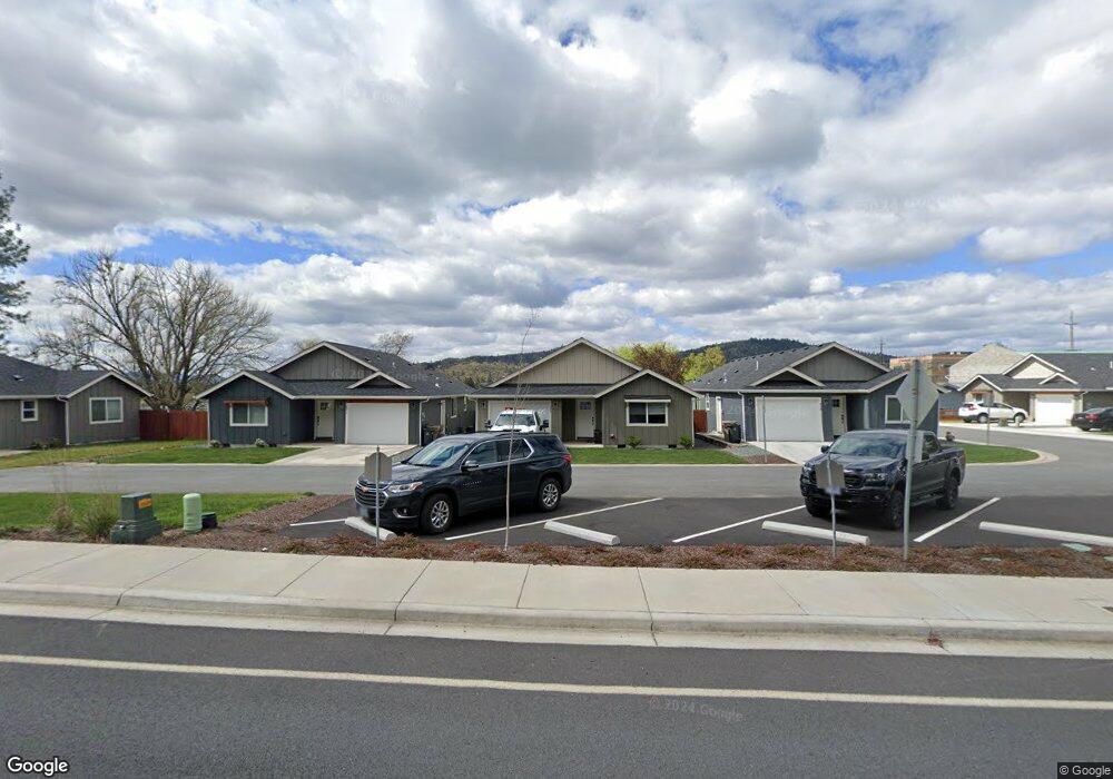 1675 NE June Bug Dr, Grants Pass, OR 97526 - photo 1