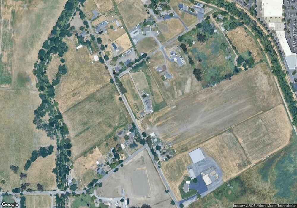 1351 Helman Ln, Cotati, CA 94931 - photo 1