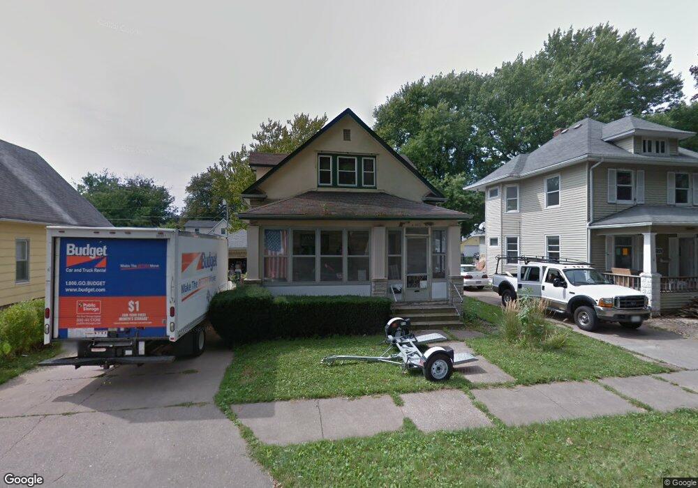 1833 4th St, Moline, IL 61265 - photo 1