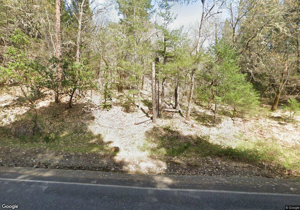 825 Stewart Rd, Grants Pass, OR 97526 - photo 1