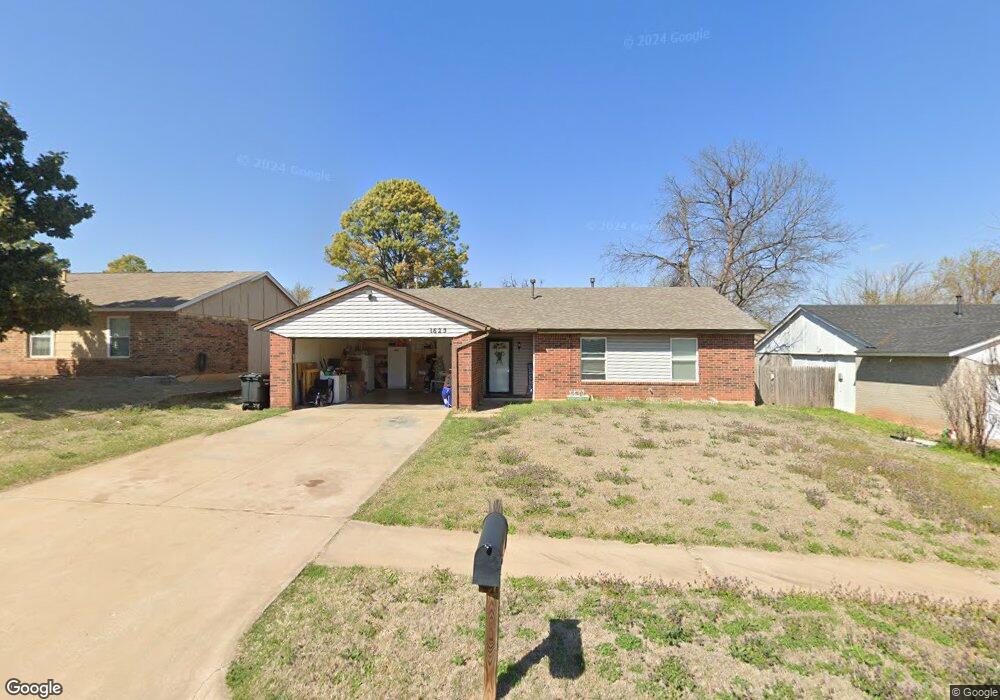 1625 NE 4th St, Moore, OK 73160 - photo 1