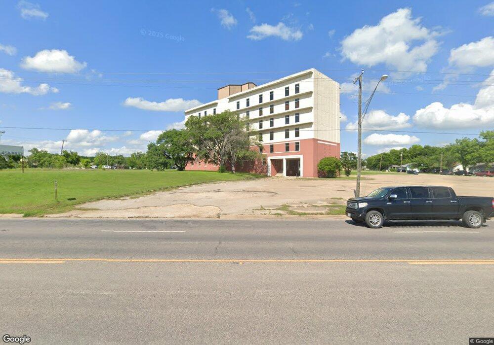 1610 N Main St, Cleburne, TX 76033 - photo 1